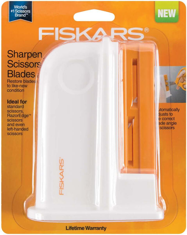 Fiskars Universal Scissors Sharpener - Fiskars - Happy Hydro